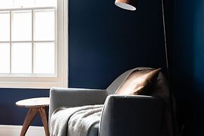 The Old Station House - Stylish & Central 2bdr Apartment