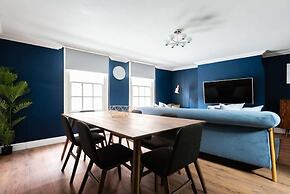 The Old Station House - Stylish & Central 2bdr Apartment