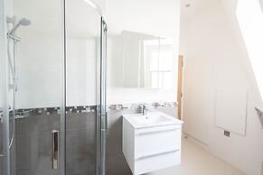 The Soho Loft - Elegant & Modern 1bdr in Soho