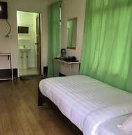 Full Moon Guest House