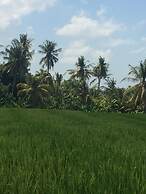 Full Moon Guest House