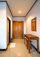 Full Moon Guest House