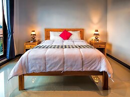 Full Moon Guest House