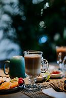 Exmo Hotel by Olivia