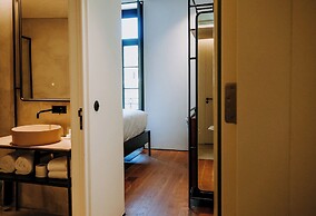 Exmo Hotel by Olivia