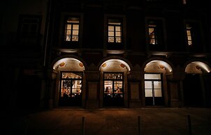 Exmo Hotel by Olivia