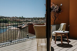 Exmo Hotel by Olivia