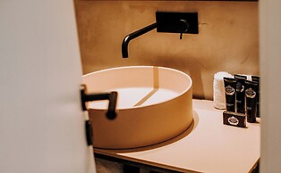 Exmo Hotel by Olivia