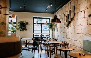 Exmo Hotel by Olivia