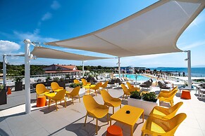 Arena Grand Kazela Camping Homes
