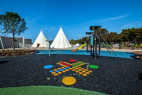 Arena Grand Kazela Camping Homes