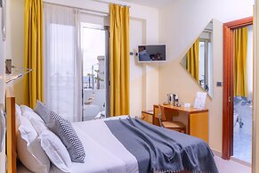 Piccadilly Suites and Rooms