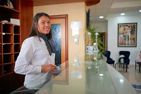 Piccadilly Suites and Rooms