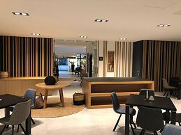 Hotel Cubis