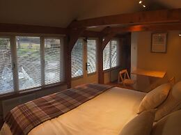 Thatched Cottage B&B