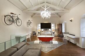 Cagliari Marina Guesthouse & Lounge