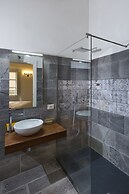 Cagliari Marina Guesthouse & Lounge