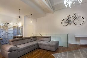 Cagliari Marina Guesthouse & Lounge