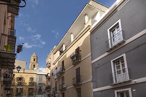 Cagliari Marina Guesthouse & Lounge