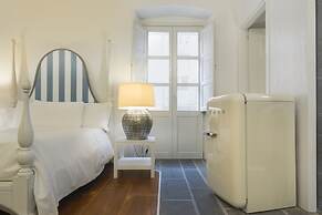 Cagliari Marina Guesthouse & Lounge