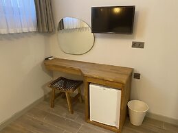 Elyada Konuk Evi (+8 Yaş )