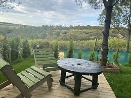 Elyada Konuk Evi (+8 Yaş )