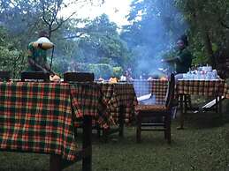 Bwindi View Lodge & Camp Site