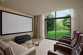 Concorde Luxury Resort & Casino & Convention & SPA