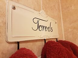 Milton's Country Lodge