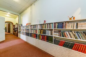 WonderHostel on Nevsky - Retro