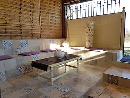 The golden brown luxury guesthouse