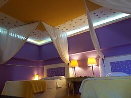 The golden brown luxury guesthouse