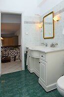 Orestis Suites