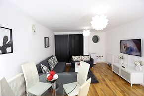 2 bed Riverview Bridge House Apartment