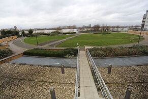 2 Beds Riverview Tideslea Apartment