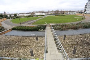 2 Beds Riverview Tideslea Apartment