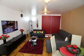 2 Beds Riverview HillHouse Apartment