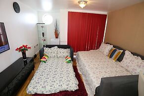 2 Beds Riverview HillHouse Apartment