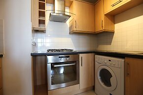 2 Beds Riverview HillHouse Apartment