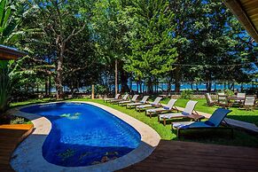 Blue Jewel Oceanfront Private Villa