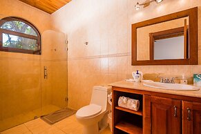 Blue Jewel Oceanfront Private Villa