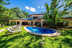 Blue Jewel Oceanfront Private Villa
