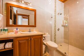 Blue Jewel Oceanfront Private Villa