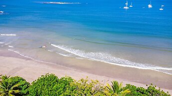 Blue Jewel Oceanfront Private Villa