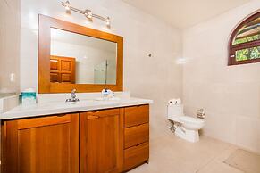 Blue Jewel Oceanfront Private Villa