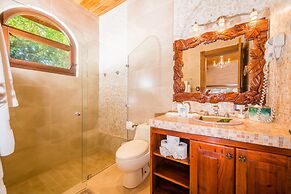 Blue Jewel Oceanfront Private Villa