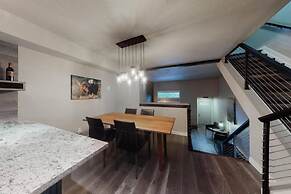Luxury 3 Bedroom Ski in, Ski Out Mountain Vacation Rental Just Steps f