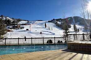 Aspen Ritz-carlton 3 Bedroom Penthouse Ski in, Ski out Residence With 