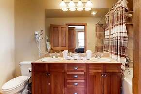 3 Bedroom Colorado Mountain Vacation Rental in River Run Village With 