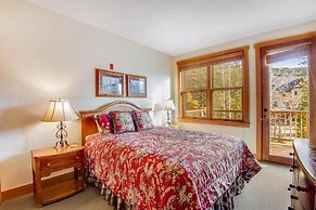 3 Bedroom Colorado Mountain Vacation Rental in River Run Village With 